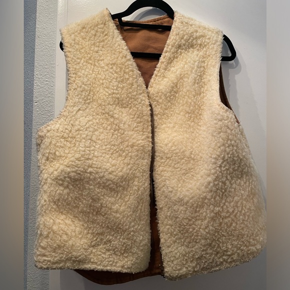 Carhartt vest - Picture 8 of 8
